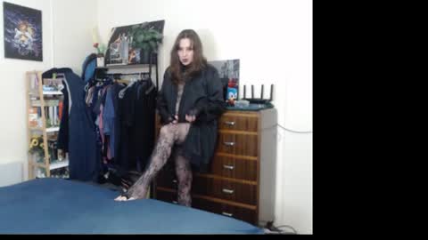 HOT  online show from 07.04.26