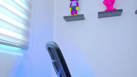 Snapshot of gangster_girl chatting on 12.29.24 GANG online show from 12.29.24