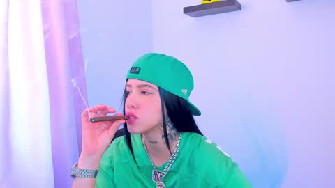 Snapshot of gangster_girl chatting on 01.10.25 GANG online show from 01.10.25