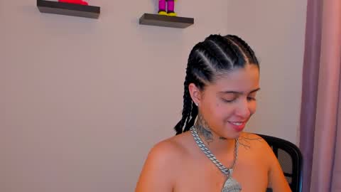 Snapshot of gangster_girl chatting on 01.17.25 GANG online show from 01.17.25