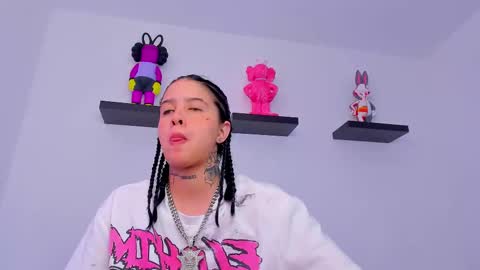 Snapshot of gangster_girl chatting on 02.12.25 GANG online show from 02.12.25