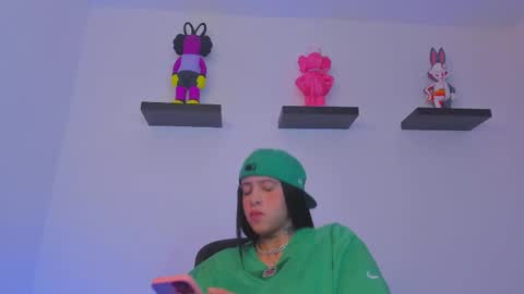 Snapshot of gangster_girl chatting on 02.17.25 GANG online show from 02.17.25