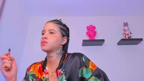 Snapshot of gangster_girl chatting on 03.04.25 GANG online show from 03.04.25