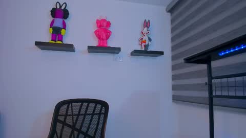 Snapshot of gangster_girl chatting on 10.23.25 GANG online show from 10.23.25