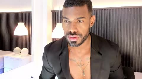 Alejo  online show from 12.22.25