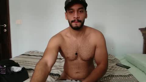 Snapshot of ganzabi chatting on 12.05.25 Ganza online show from 12.05.25