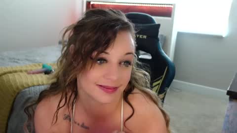 Jenna  - be back MONDAY night.  online show from 05.28.26