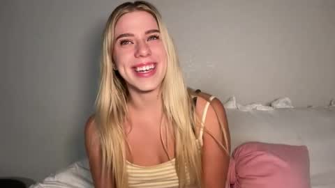 Snapshot of gardenofedennn chatting on 10.24.25  Garden Of Eden online show from 10.24.25