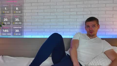 Snapshot of garettvosss chatting on 09.27.25 Gared online show from 09.27.25