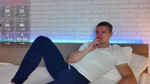 Snapshot of garettvosss chatting on 09.29.25 Gared online show from 09.29.25