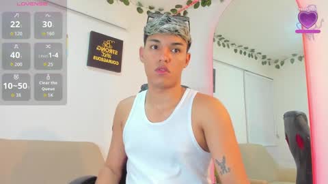 Snapshot of garrett_collins chatting on 09.14.25 garret online show from 09.14.25