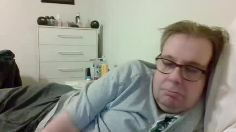 Snapshot of garyg930 chatting on 02.18.26 Gary online show from 02.18.26