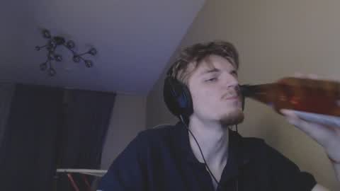 Snapshot of gasturfahe chatting on 01.27.25 gasturfahe online show from 01.27.25