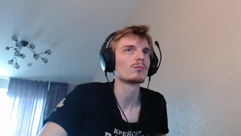 Snapshot of gasturfahe chatting on 10.13.25 gasturfahe online show from 10.13.25