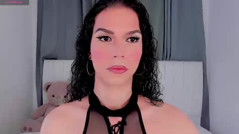 Vnecis Marn online show from 09.19.25