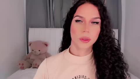 Vnecis Marn online show from 11.08.25