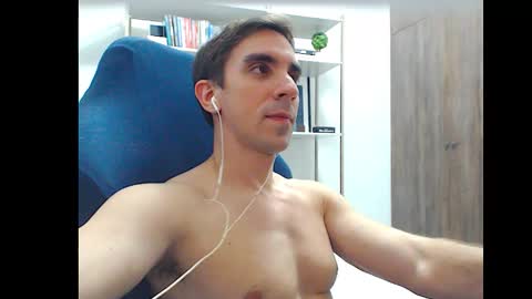 gatosarado23 online show from 09.25.25