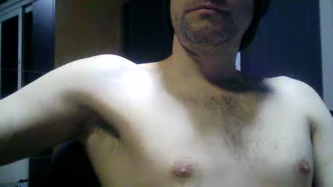 Snapshot of gauchors21 chatting on 12.01.25 gauchors21 online show from 12.01.25