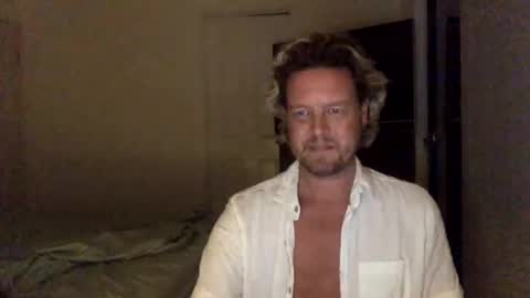 Snapshot of gcsurfer81 chatting on 12.04.24 gcsurfer81 online show from 12.04.24