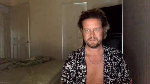 Snapshot of gcsurfer81 chatting on 12.12.24 gcsurfer81 online show from 12.12.24