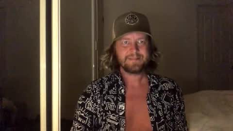 gcsurfer81 online show from 10.22.25