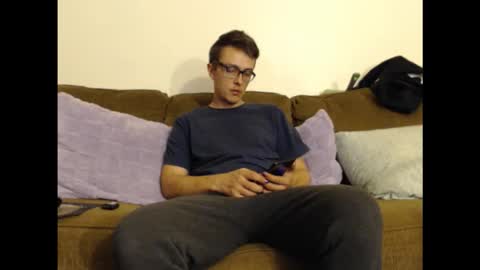 Snapshot of gdanch chatting on 11.11.25 G online show from 11.11.25