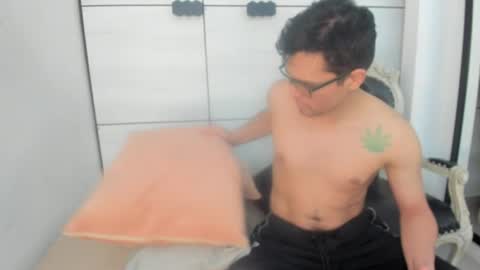 Gean Mclovin online show from 04.24.26