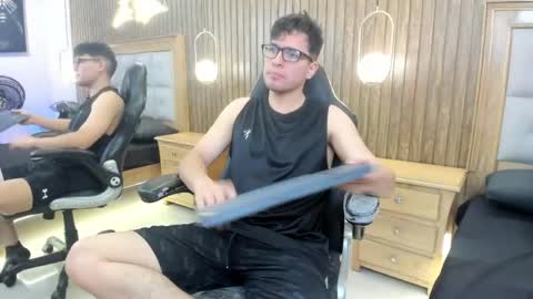 Gean Mclovin online show from 05.04.26