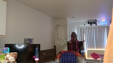 Zanecubano online show from 10.16.25