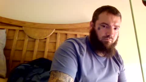 Snapshot of geez_louis chatting on 06.23.26 geez_louis online show from 06.23.26