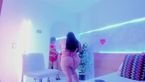 Snapshot of geminis_muentes chatting on 02.22.25 geminis muentes online show from 02.22.25