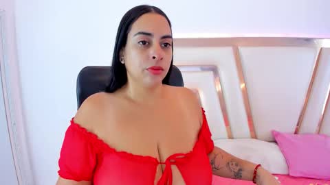 Snapshot of geminisclark chatting on 10.21.25 geminisclark online show from 10.21.25