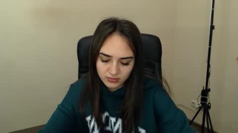 Gemma online show from 10.10.25