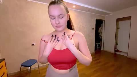 Snapshot of gemmatayor chatting on 11.20.25 Simona online show from 11.20.25