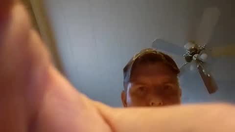 Snapshot of general_junkie chatting on 10.21.25 general_junkie online show from 10.21.25