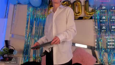 Snapshot of genesis_ask chatting on 12.03.25 Genesis online show from 12.03.25