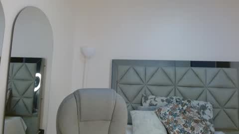 Snapshot of genesis_moretz chatting on 02.17.26 GENESIS online show from 02.17.26