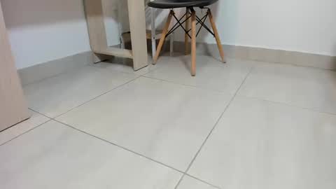 Snapshot of genesis_torres chatting on 10.15.25 Genesis online show from 10.15.25