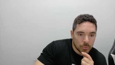 genesis_wb online show from 11.05.25