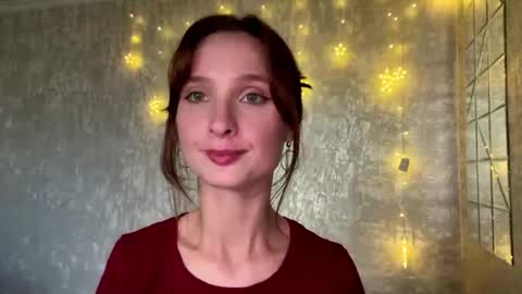 Snapshot of genieflug chatting on 04.24.26 Riana online show from 04.24.26