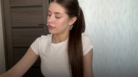 Snapshot of geniegrimmett chatting on 05.17.26 Megan online show from 05.17.26