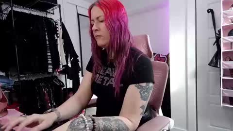 Genny Rock   and  online show from 02.07.26