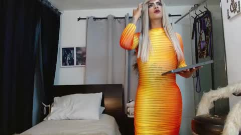 Georgina Santos online show from 10.24.25