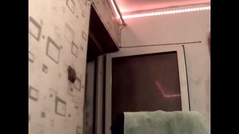 GeOOXXX online show from 10.18.25