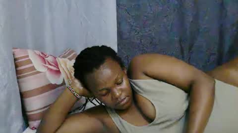 Snapshot of georgeous_kimberly chatting on 09.19.25 georgeous_kimberly online show from 09.19.25