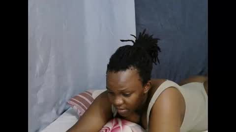 Snapshot of georgeous_kimberly chatting on 09.21.25 georgeous_kimberly online show from 09.21.25