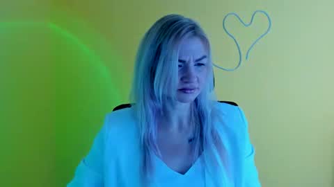 Snapshot of georgianight chatting on 12.18.25 Georgia online show from 12.18.25