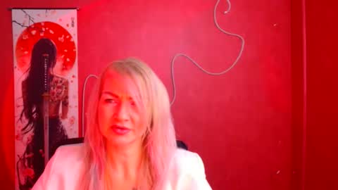 Snapshot of georgianight chatting on 12.19.25 Georgia online show from 12.19.25