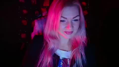 Snapshot of georgianight chatting on 12.21.25 Georgia online show from 12.21.25