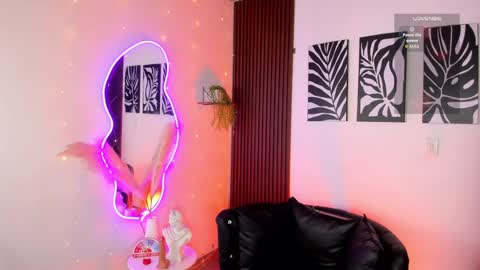 Georgina Caruso online show from 02.12.25